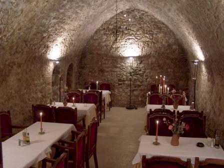 Taverna Larentzo - Cellar Room