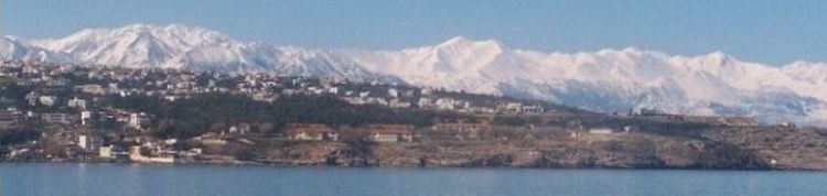 View of the White Mountains